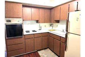 2020 WORLD PARKWAY BOULEVARD, CLEARWATER, FL 33763 Sold 03/17/25