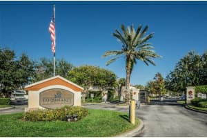 160 COQUINA BAY DRIVE, SAINT PETERSBURG, FL 33705 Sold 04/30/24