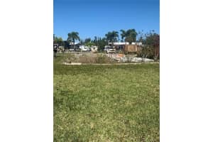 7084 COBIAC DRIVE, ST JAMES CITY, FL 33956 - MLS#MFRU8237832