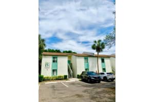 11525 8TH WAY, SAINT PETERSBURG, FL 33716 Sold 02/25/25