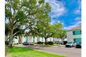 11525 8TH WAY, SAINT PETERSBURG, FL 33716 Sold 02/25/25