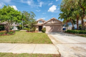 2913 LONGBROOKE WAY, CLEARWATER, FL 33760 Sold 09/06/24