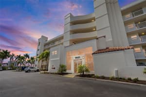 6021 Bahia Del Mar Cir #439, ST PETERSBURG
