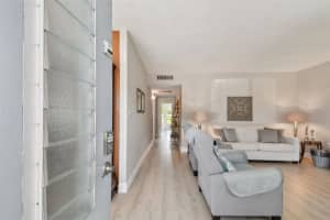 11201 80TH AVENUE, SEMINOLE, FL 33772 Sold 06/25/24