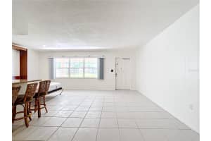 650 PINELLAS POINT DRIVE, SAINT PETERSBURG, FL 33705 - MLS#MFRU8238107