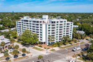 700 BEACH DRIVE, SAINT PETERSBURG, FL 33701 Sold 04/16/25