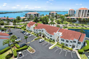 6047 BAHIA DEL MAR BOULEVARD, SAINT PETERSBURG, FL 33715 Sold 11/13/24