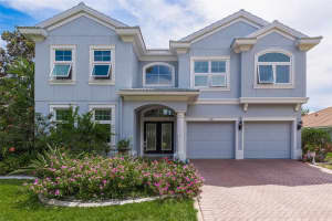 2681 LAKEBREEZE LANE, CLEARWATER, FL 33759 Sold 12/16/24