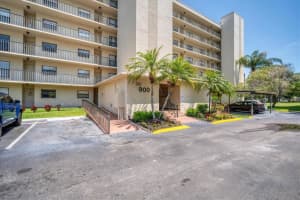 900 COVE CAY DRIVE, CLEARWATER, FL 33760 Sold 09/03/24