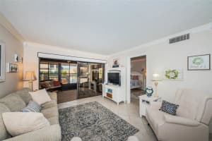 MLS# MFRU8238569, St Petersburg, Florida 33715