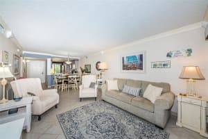 MLS# MFRU8238569, St Petersburg, Florida 33715