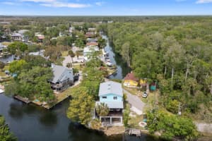7223 TROPICAL DRIVE, WEEKI WACHEE, FL 34607 Sold 04/17/25