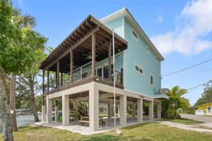 7223 TROPICAL DRIVE, WEEKI WACHEE, FL 34607 Sold 04/17/25