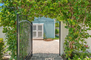 1552 PALOMA LANE, DUNEDIN, FL 34698 Sold 06/03/24