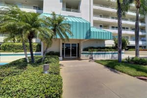 7963 SAILBOAT KEY BOULEVARD, SOUTH PASADENA, FL 33707 Sold 02/18/25