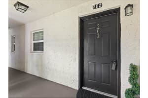220 BAYSHORE BOULEVARD, CLEARWATER, FL 33759 Sold 06/26/24