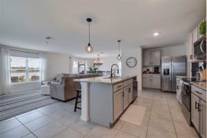 944 7TH AVENUE, RUSKIN, FL 33570 Sold 07/03/24