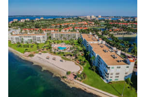 6061 BAHIA DEL MAR CIRCLE, SAINT PETERSBURG, FL 33715 - MLS#MFRU8239227