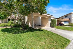 2753 SAND HOLLOW COURT, CLEARWATER, FL 33761 Sold 08/26/24