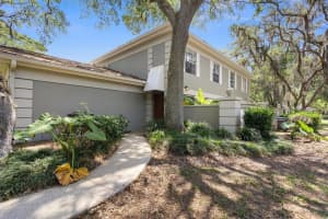 6210 GREENLEAF LANE, TEMPLE TERRACE, FL 33617 Sold 10/04/24
