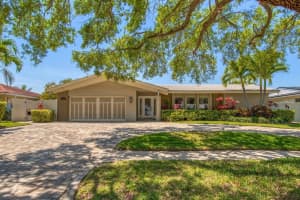 774 HARBOR ISLAND, CLEARWATER BEACH, FL 33767 Sold 11/12/24