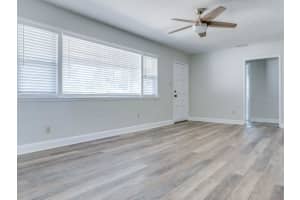 2700 38TH AVENUE, SAINT PETERSBURG, FL 33713 Sold 10/03/24