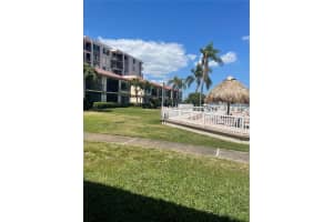 6268 PALMA DEL MAR BOULEVARD, SAINT PETERSBURG, FL 33715 - MLS#MFRU8239896