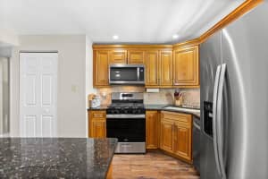 6020 SHORE BOULEVARD, GULFPORT, FL 33707 Sold 06/17/24