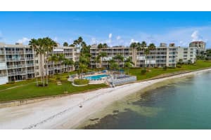 5901 Bahia Del Mar Cir #221, ST PETERSBURG