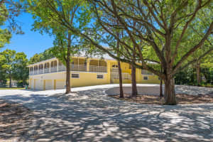 9660 90TH AVENUE, SEMINOLE, FL 33777 Sold 04/25/25