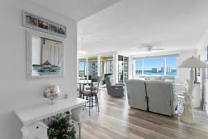 6372 PALMA DEL MAR BOULEVARD, SAINT PETERSBURG, FL 33715 Sold 11/15/24