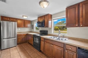 2176 DAVIS STREET, FORT MYERS, FL 33916 Sold 12/04/24