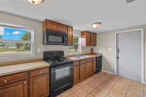 2176 DAVIS STREET, FORT MYERS, FL 33916 Sold 12/04/24