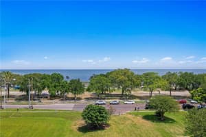 555 5TH AVENUE, SAINT PETERSBURG, FL 33701 Sold 10/30/24