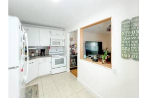 123 BUTTONWOOD CIRCLE, SEMINOLE, FL 33777 Sold 05/28/24
