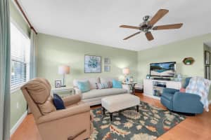 1001 77TH AVENUE, SAINT PETERSBURG, FL 33702 Sold 10/15/24