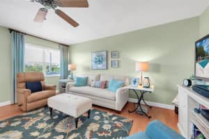 1001 77TH AVENUE, SAINT PETERSBURG, FL 33702 Sold 10/15/24