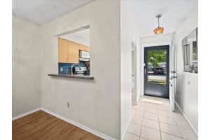 9120 MISSION OAKS BOULEVARD, SEMINOLE, FL 33776 Sold 08/15/24