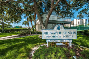 11300 HARBOR WAY, LARGO, FL 33774 - MLS#MFRU8241216