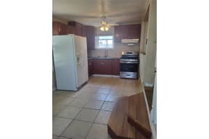 6580 SEMINOLE BOULEVARD, SEMINOLE, FL 33772 Sold 10/24/25