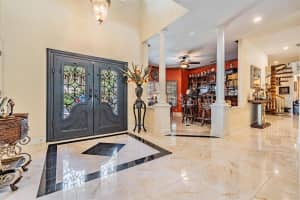 2802 CHANCERY LANE, CLEARWATER, FL 33759 Sold 10/04/24