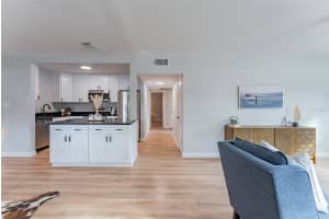 3305 BALLAST POINT BOULEVARD, TAMPA, FL 33611 Sold 12/12/24