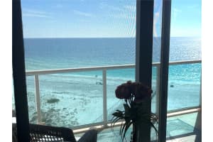 880 MANDALAY AVENUE, CLEARWATER BEACH, FL 33767 Sold 07/05/24