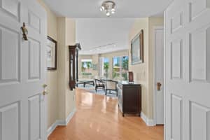555 5TH AVENUE, SAINT PETERSBURG, FL 33701 Sold 06/27/24