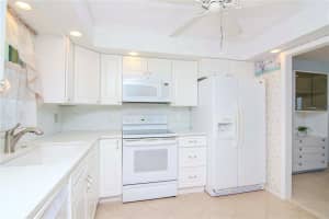 4750 COVE CIRCLE, SAINT PETERSBURG, FL 33708 Sold 01/28/25
