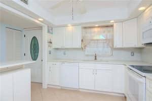 4750 COVE CIRCLE, SAINT PETERSBURG, FL 33708 Sold 01/28/25