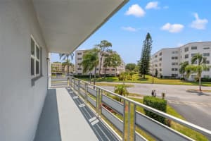 5660 80TH STREET, ST PETERSBURG, FL 33709 - MLS#MFRU8241727