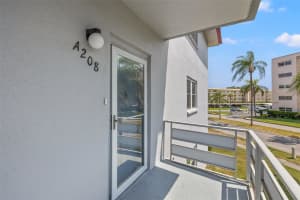 5660 80TH STREET, ST PETERSBURG, FL 33709 - MLS#MFRU8241727
