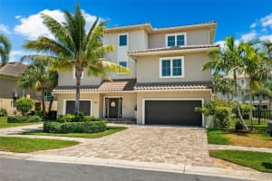 6209 PASADENA POINT BOULEVARD, GULFPORT, FL 33707 Sold 09/06/24