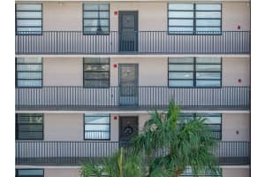 7600 SUN ISLAND DRIVE, SOUTH PASADENA, FL 33707 Sold 10/31/24